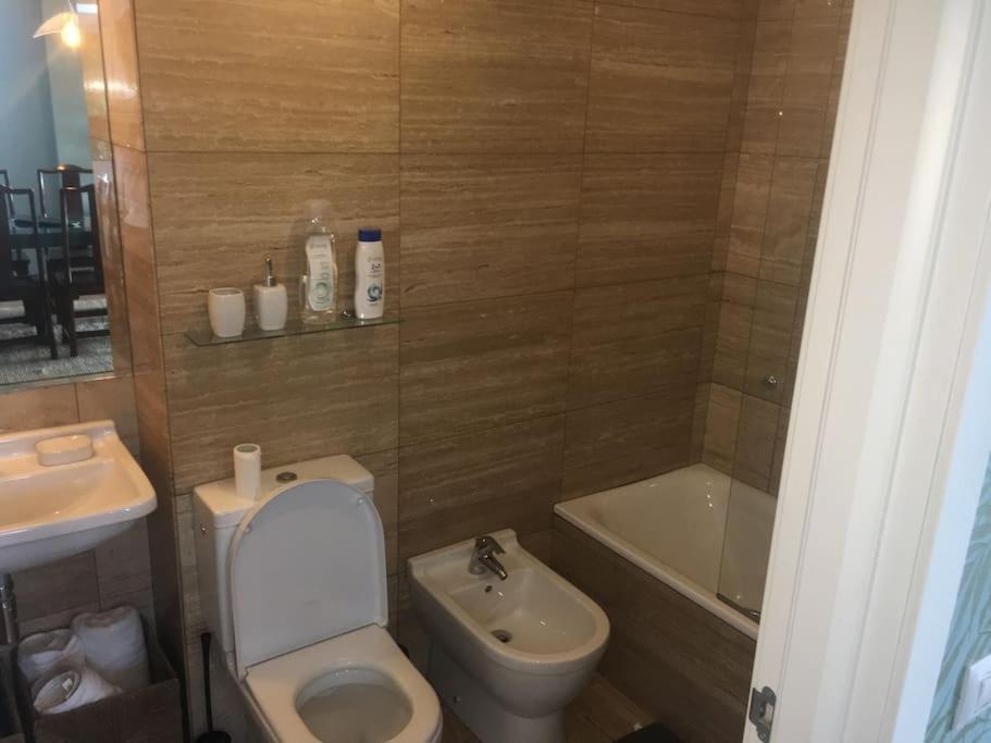 Ferienwohnung Flat With 160 M Of Garden, Sea Views Bilbao-Getxo Exterior foto