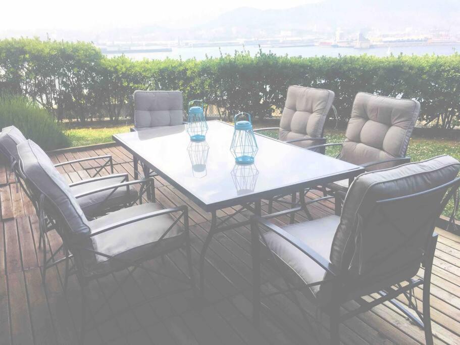 Ferienwohnung Flat With 160 M Of Garden, Sea Views Bilbao-Getxo Exterior foto